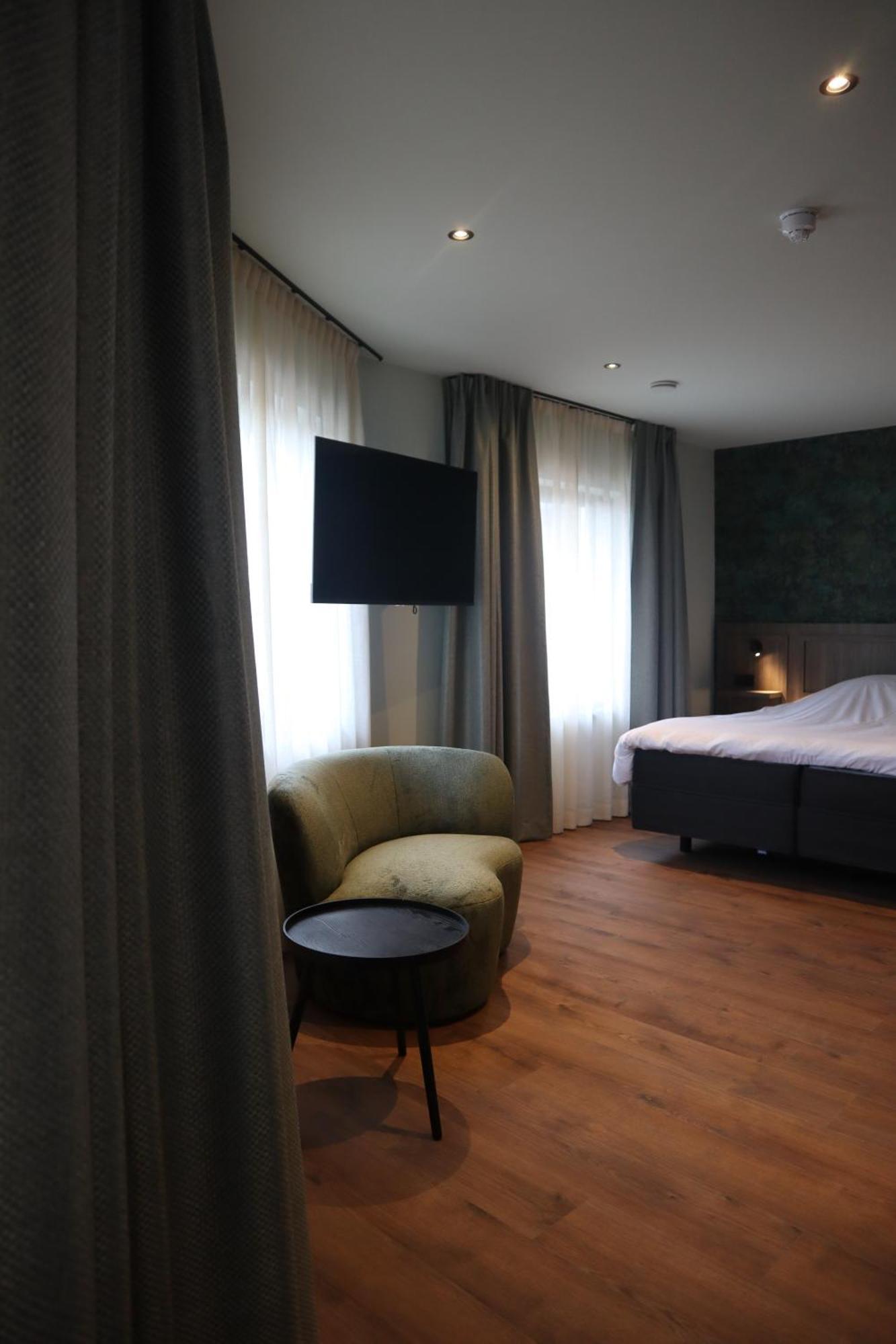 Hotel Central Розендал Экстерьер фото